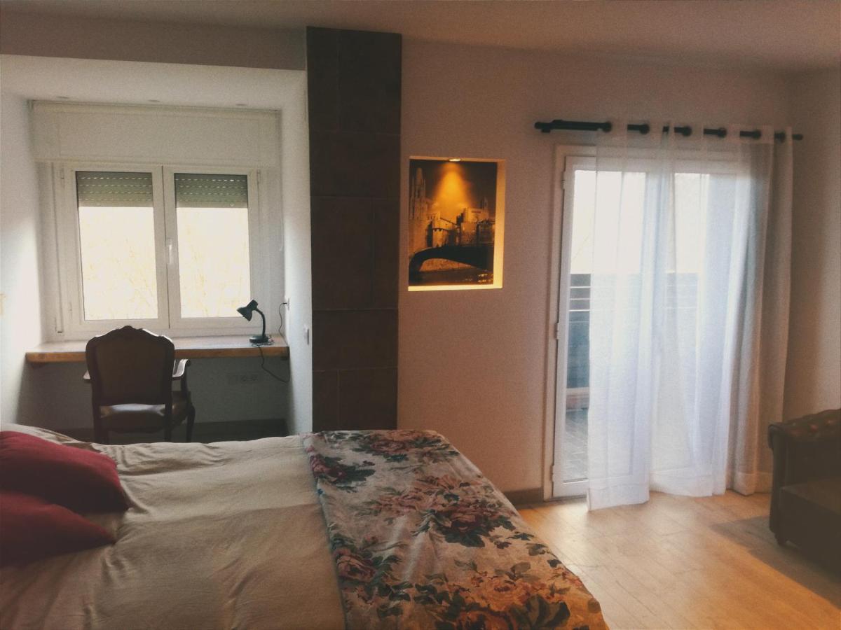Turistic Girona - Piso De 1, 2 O 3 Habitaciones Ngoại thất bức ảnh