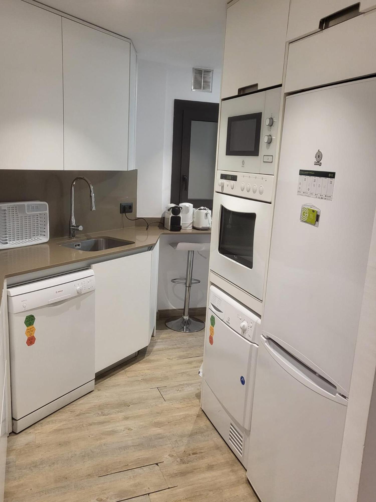 Turistic Girona - Piso De 1, 2 O 3 Habitaciones Ngoại thất bức ảnh