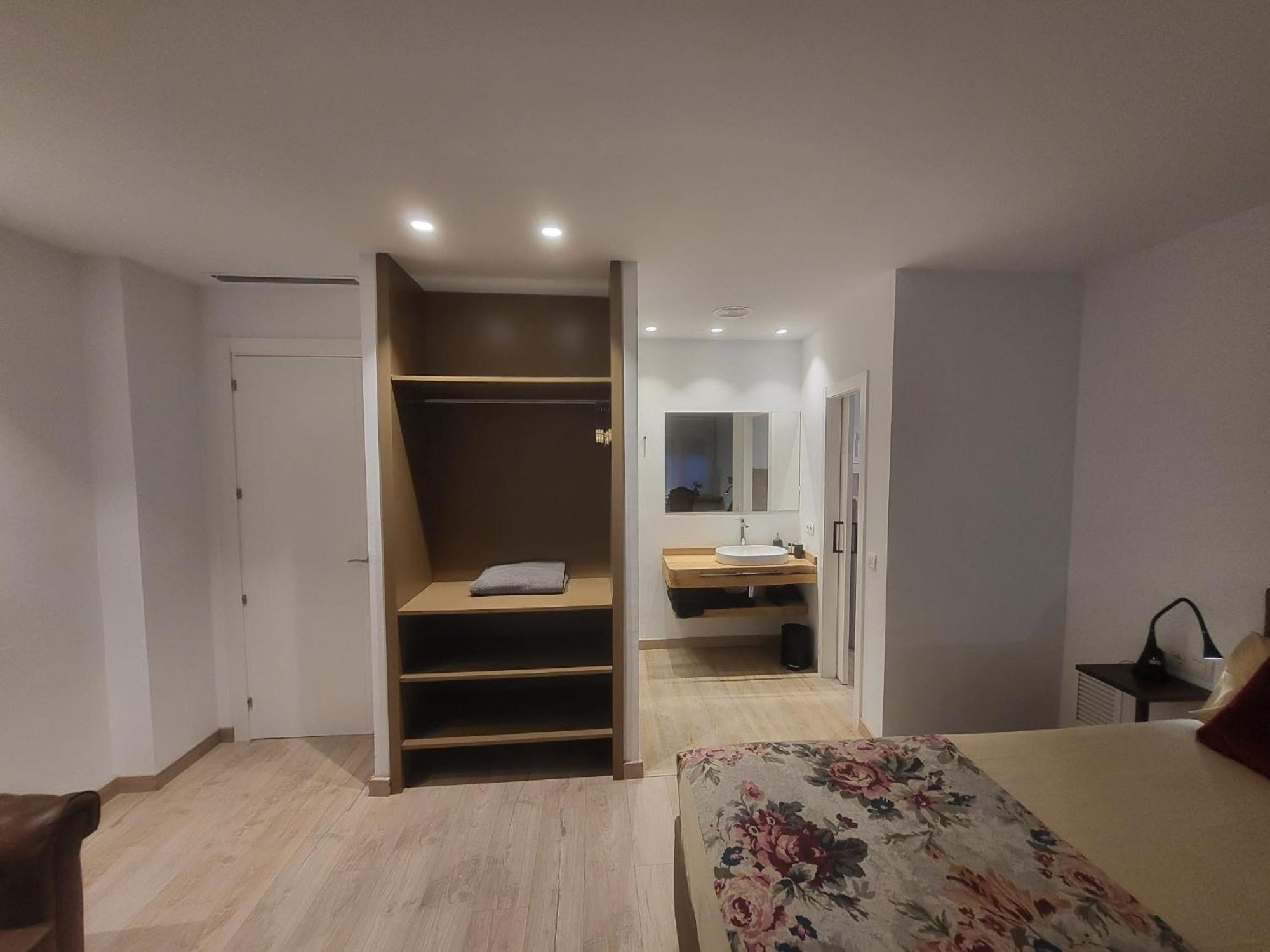 Turistic Girona - Piso De 1, 2 O 3 Habitaciones Ngoại thất bức ảnh