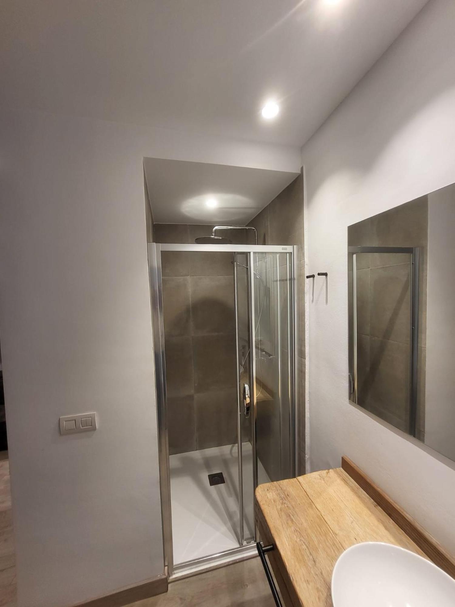 Turistic Girona - Piso De 1, 2 O 3 Habitaciones Ngoại thất bức ảnh